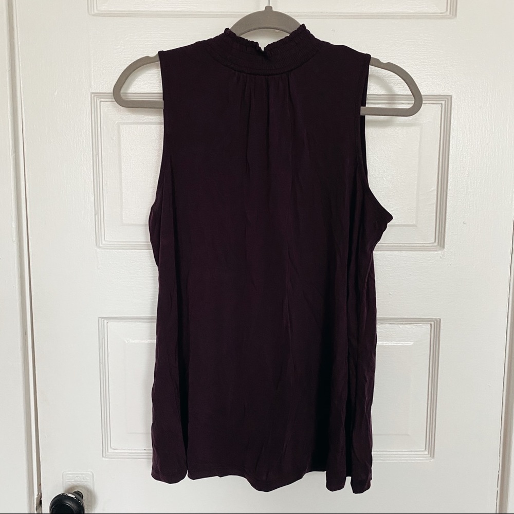 💜Ruffle-Neck Tank Top💜